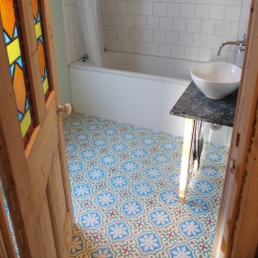 Bespoke Encaustic Tiles in bathroom